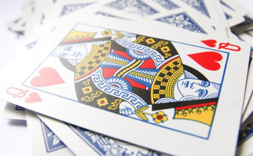 Slik spiller du canasta